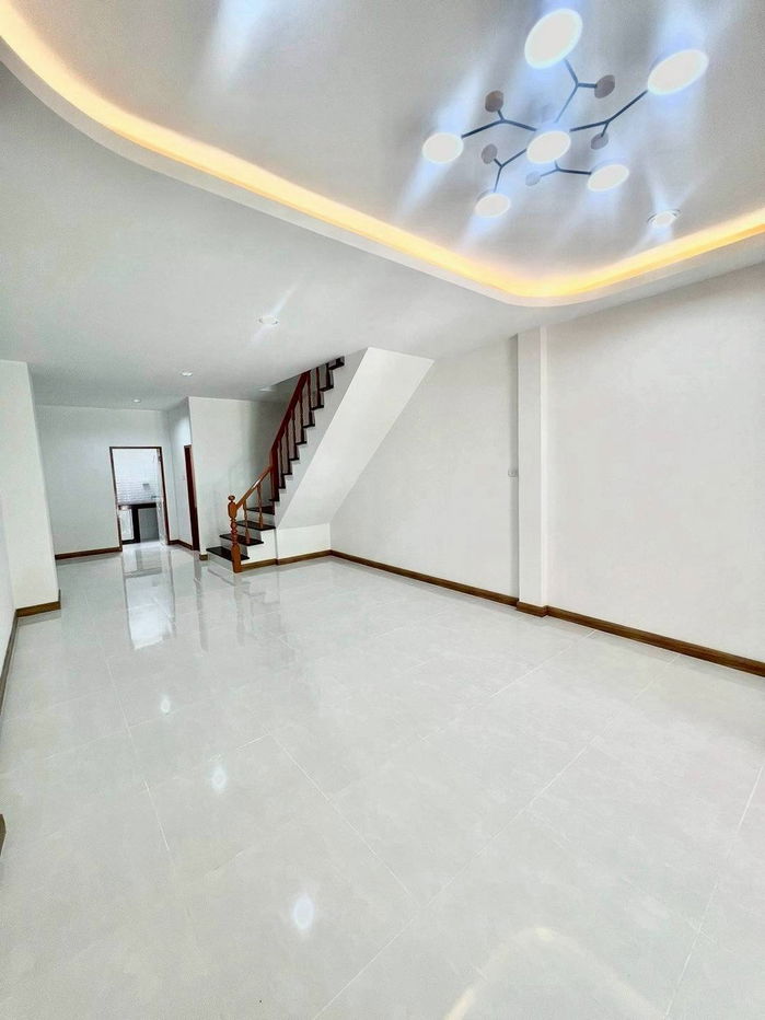 รูป ขาย ทาวน์เฮ้าส์ 16 ตร.ว. บ้านศรีประจักษ์ รังสิต - นครนายก  - รูปที่ 4/12