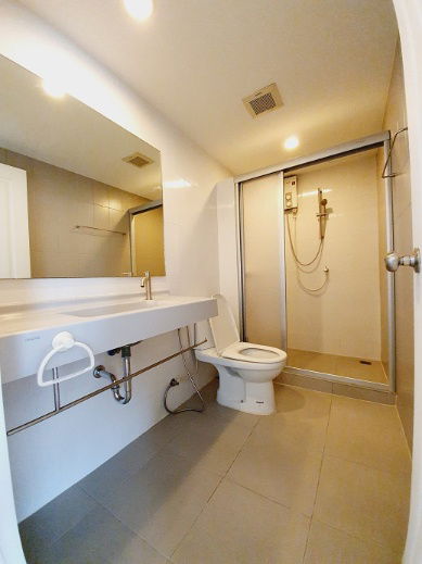 picture 🔔New🔔 For rent, private corner unit facing east at U Delight Residence Pattanakarn-Thonglor - 8/22