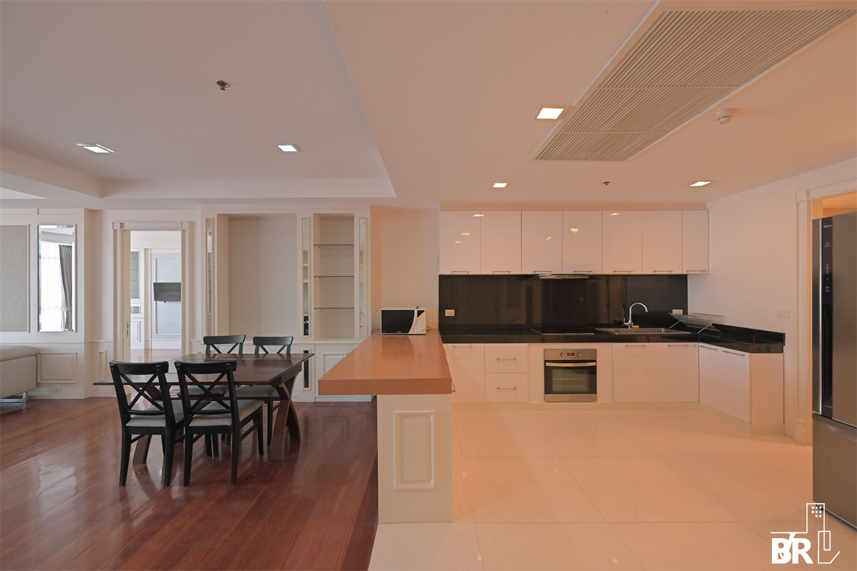 picture Nusasiri Grand Condo near BTS Ekkamai Luxuriously Elevated Unit - 5/10