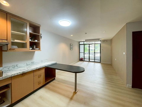 Condo for Rent Baan Chan, 2 Bedroom 70 Sqm Renovated Fully Furnished Near ARL Ramkhamhaeng, BTS Thonglor, Ekkamai, Sukhumvit, Pridi  : YA25R-005