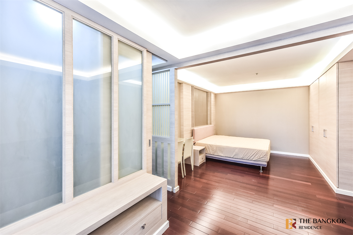 รูป คอนโด Luxury พร้อมอยู่บนทำเลที่ดีที่สุด สีลม แกรนด์ เทอเรซ ใกล้ BTS สถานีศาลาแดง - รูปที่ 4/10