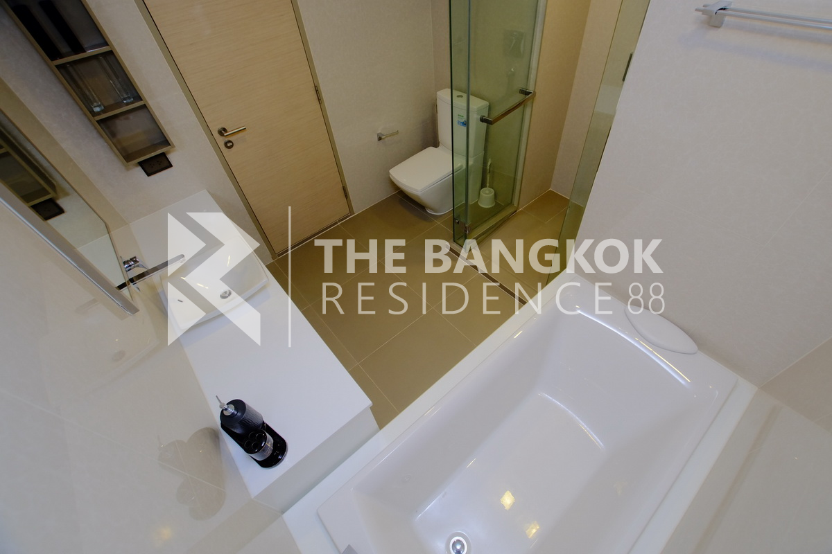 picture Ultimate Luxury Condo in Business District Liv@49 - 5/10