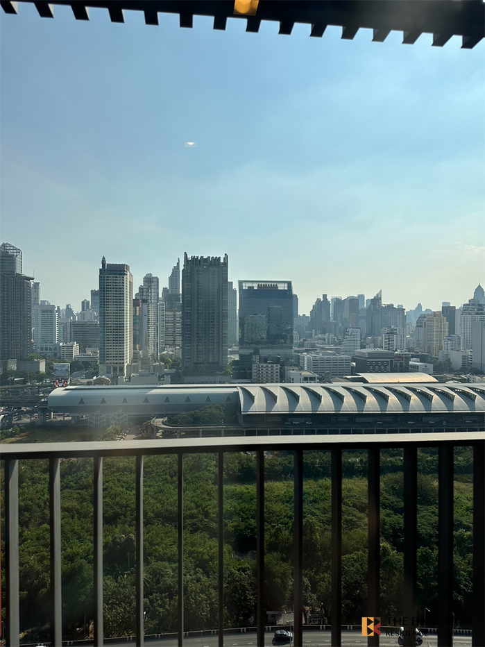 picture Life Asoke Hype  The Privilege of Luxury in an Economic Hub Location - 3/10