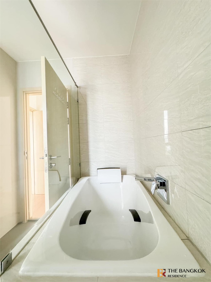 รูป คอนโด Luxury ทำเลใจกลางเมือง มารุ เอกมัย 2 - รูปที่ 9/9