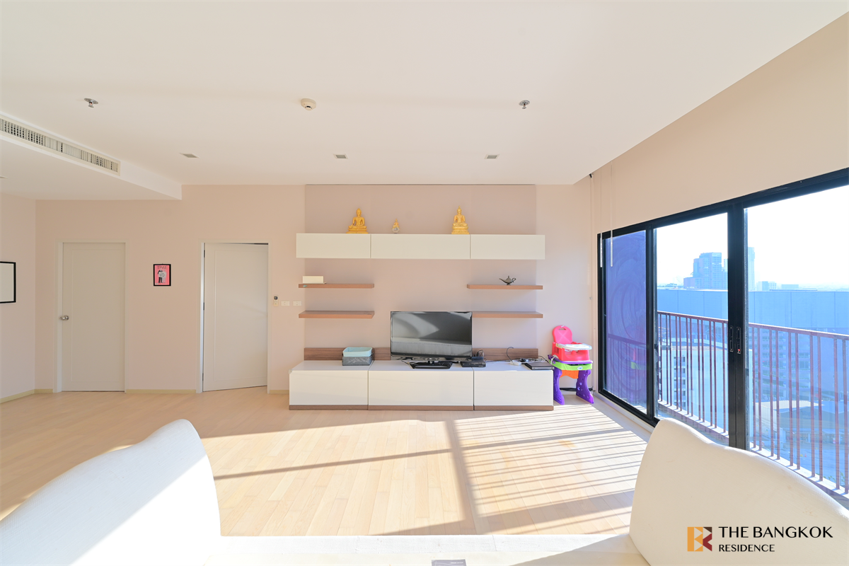 รูป โนเบิล รีวีว ใกล้ BTS สถานีเอกมัย ยูนิต Luxury หรูหราแบบไม่ต้องรอ - รูปที่ 3/10