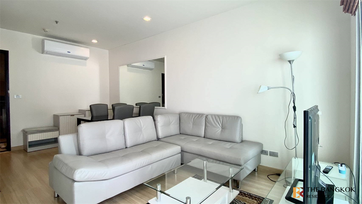 picture Sky Walk Residences (Phra Khanong) Luxury Condo at Special Price near BTS Phra Khanong - 3/9
