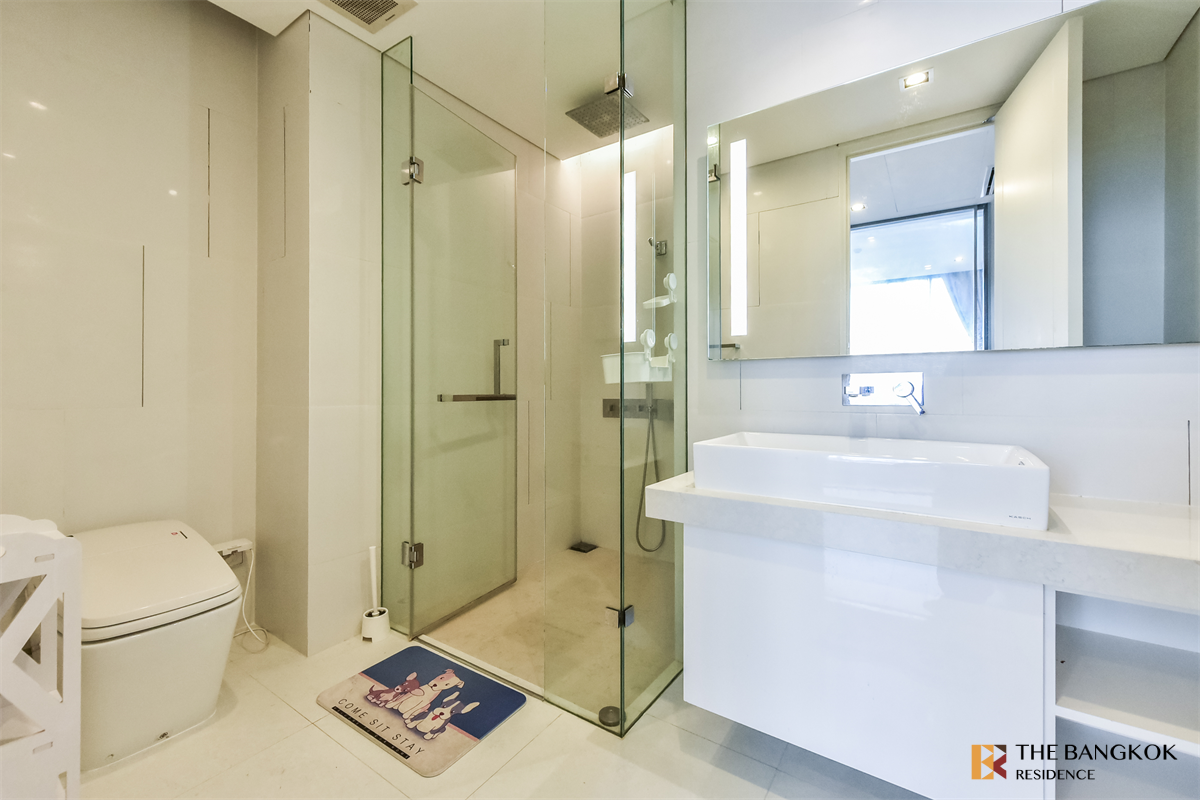 รูป คอนโด Luxury ทำเลใจกลางเมือง เดอะ แบงค็อค สาทร ใกล้ BTS สถานีสุรศักดิ์ - รูปที่ 8/10