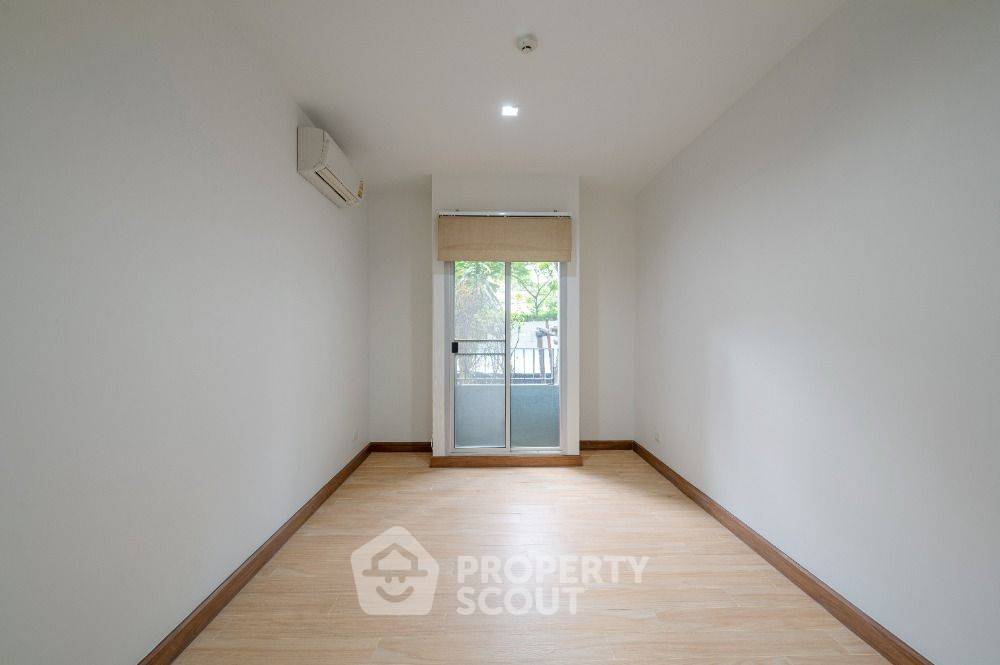 picture 2-BR Condo at The Seed Musee Sukhumvit 26 near BTS Phrom Phong (ID 1573887) - 36/44