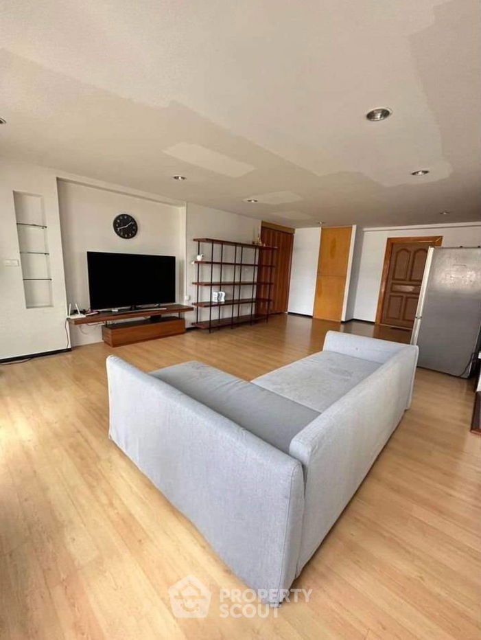 picture 2-BR Condo at Saranjai Mansion Condominium near BTS Nana (ID 1404197) - 1/6