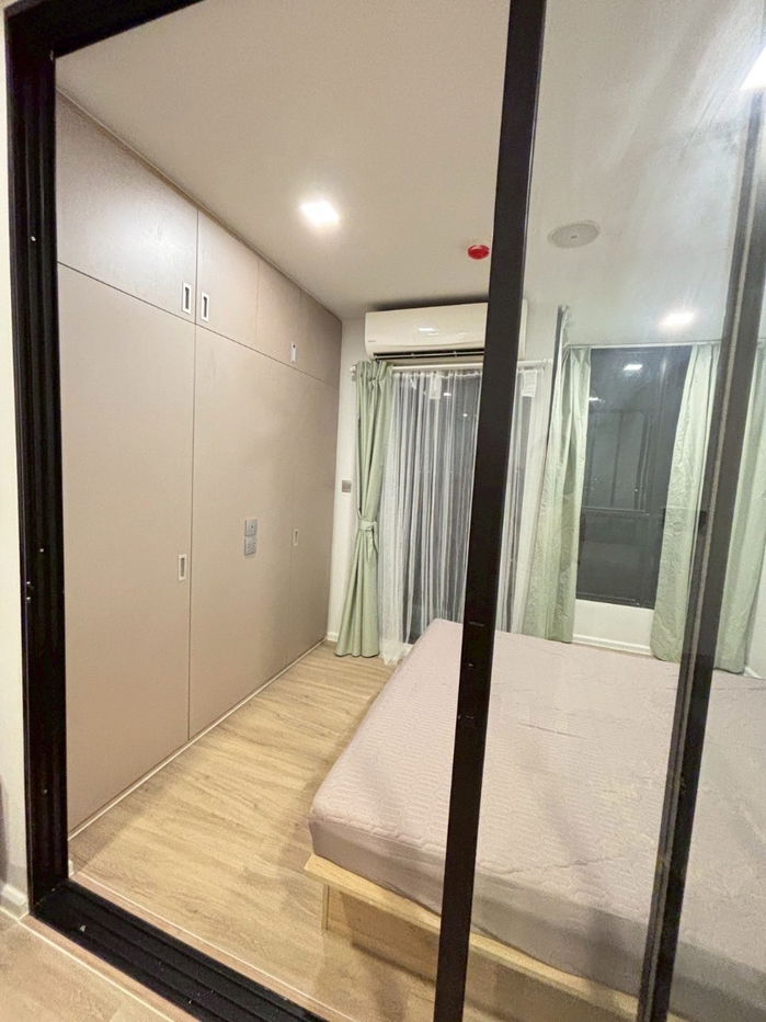 picture Atmos Ratchada – Modern Condo near MRT Huai Khwang, Only 14,000 THB/Month - 7/11