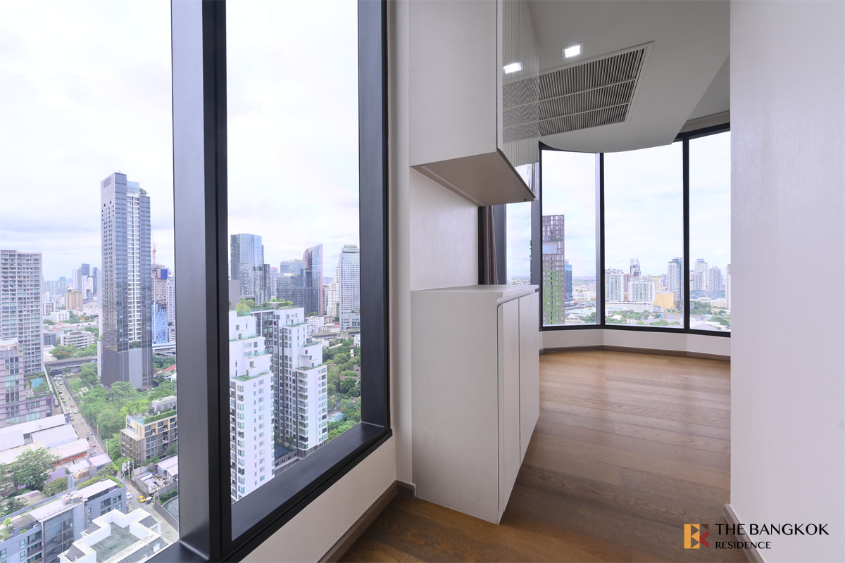 picture Live the Luxury Style in a High-potential Location IDEO Q Sukhumvit 36 near BTS Thong Lo - 10/10
