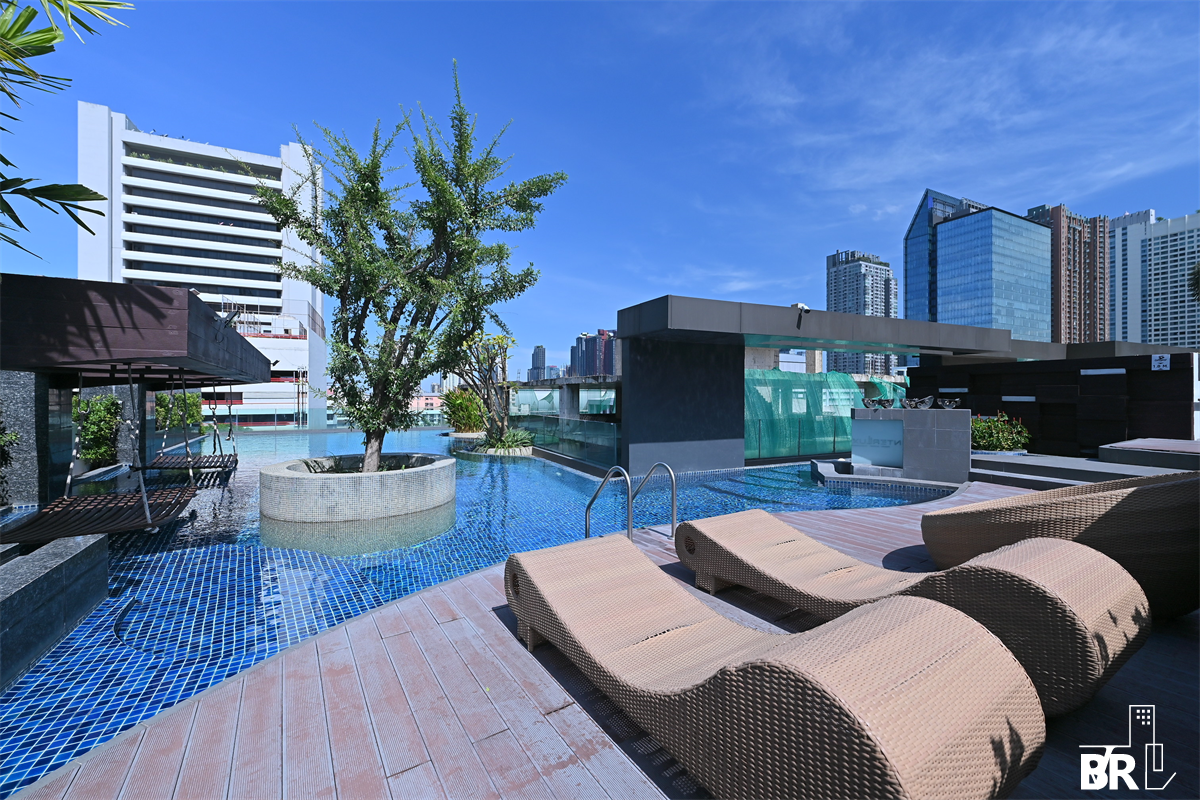 รูป อินเตอร์ ลักส์ พรีเมียร์ สุขุมวิท 13 คอนโดหรูสุด Luxury ย่านธุรกิจ - รูปที่ 3/9