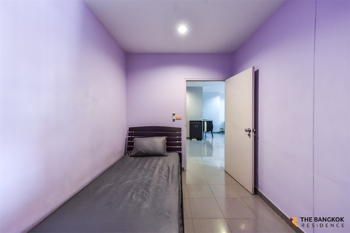 picture Pathumwan Resort Luxury Condo at Special Price near Airport Rail Link Phaya Thai Station - 8/10