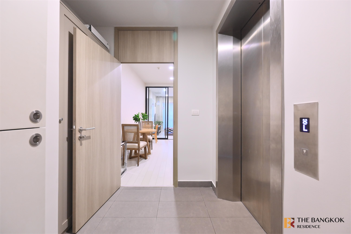 picture Noble Ploenchit near BTS Phloen Chit Premium Luxury Condo in Prime Location - 4/10