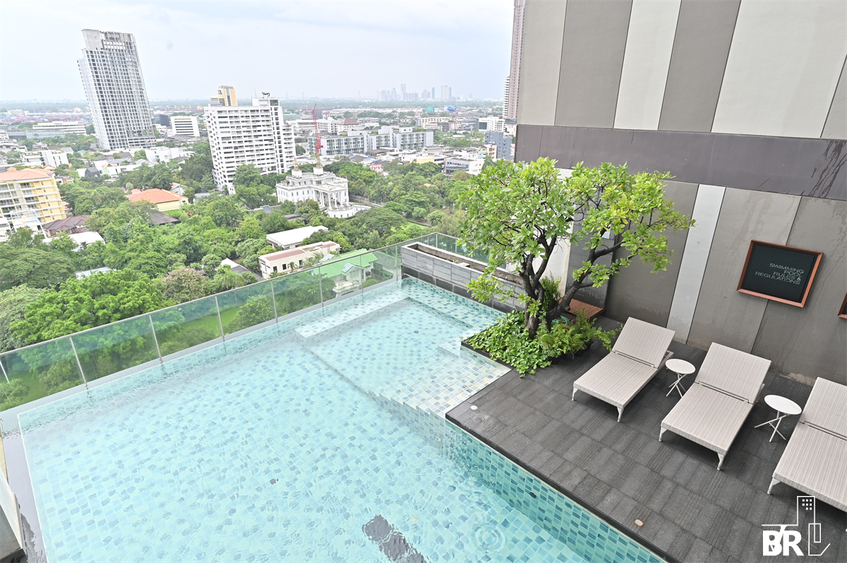 picture Ideo Morph 38 near BTS Thong Lo The Privilege of Luxury in an Economic Hub Location - 4/9