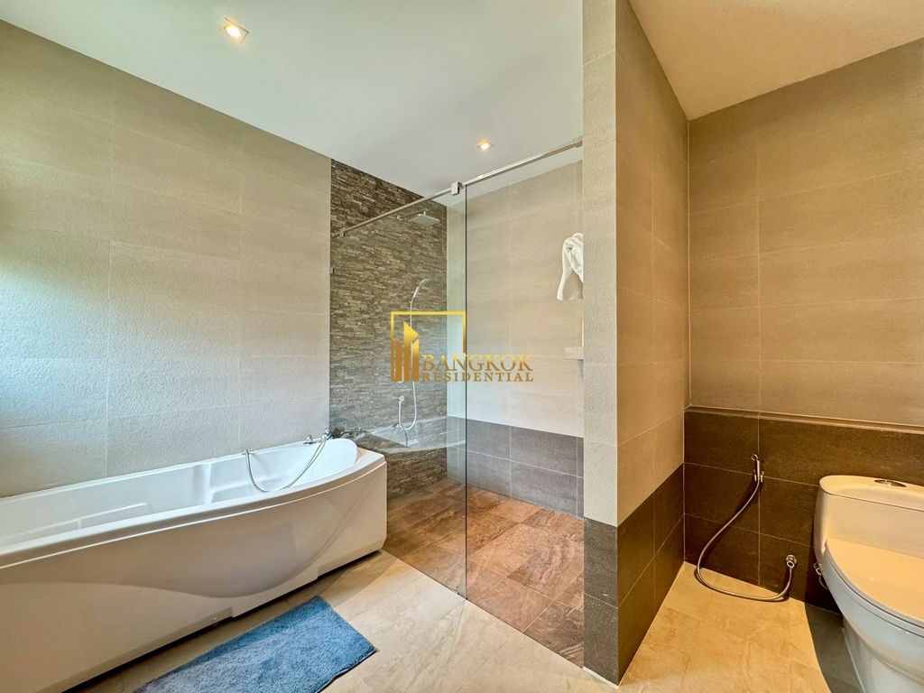 รูป EM Villa - 3 Storey 4 Bedroom House With Pool in Phrom Phong - BR7508SH - รูปที่ 57/60