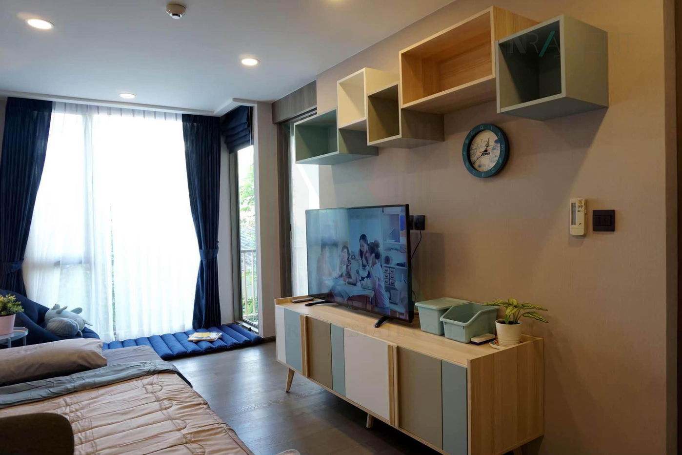 picture For Rent Condo KLASS SIAM Building 1, Floor 3,1 bed room, Room size 45 sqm - 2/8