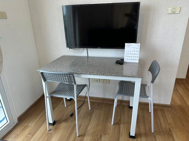 รูป ให้เช่า Anna Condo Bangphlu ตึก D ชั้น 5 ห้องมุม 1 ห้องนอน ขนาด 32 ตรม. พร้อมอยู่ เพียง 6,500 บาท เท่านั้น - รูปที่ 4/10