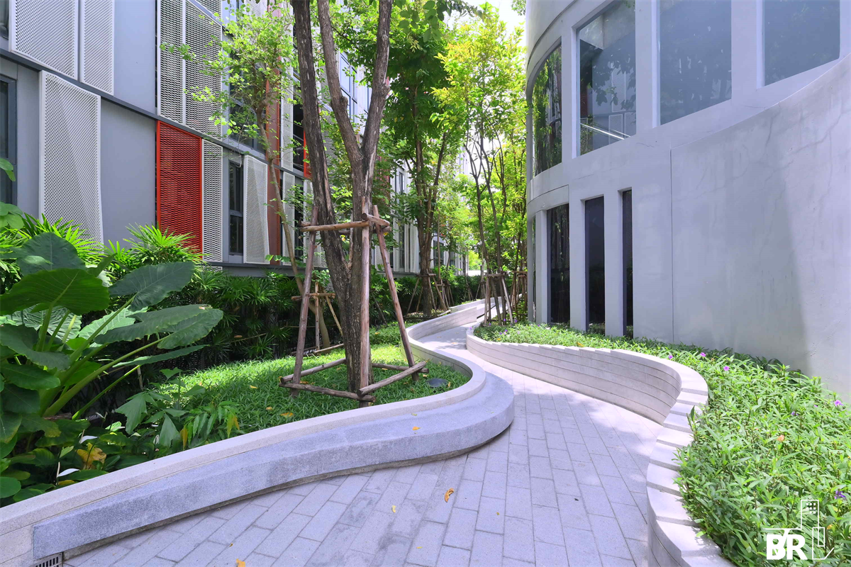 picture Luxury Unit, Ready for You Without the Wait TAKA HAUS EKAMAI 12 - 4/9
