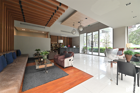 หรูหราเหนือระดับกับยูนิตสุด Luxury ไอดีโอ มอร์ฟ 38 ใกล้ BTS สถานีทองหล่อ