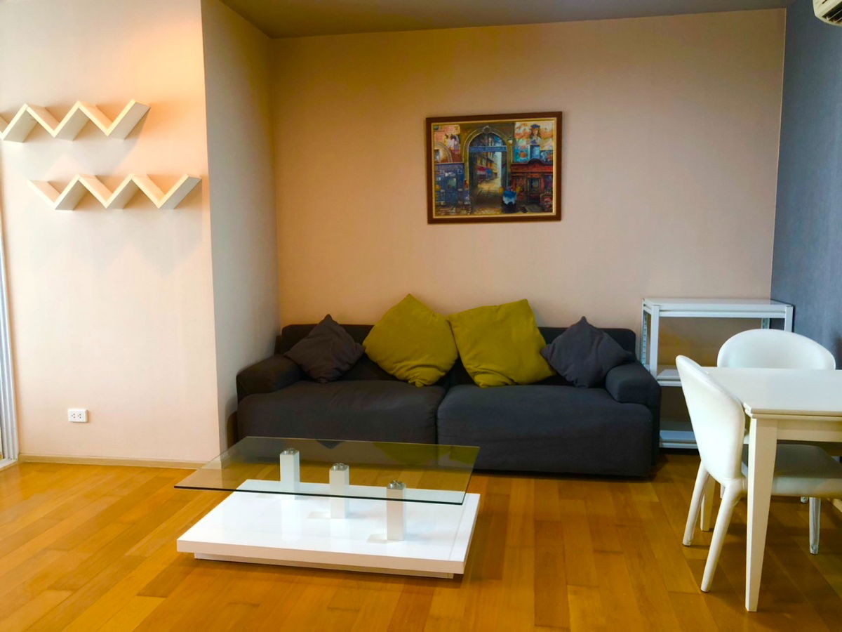 picture [ RENT ] ⚡🌈S70705 Hive Sathorn⚡🌈 LINE: @theagentpro (please include the @ symbol) - 1/9