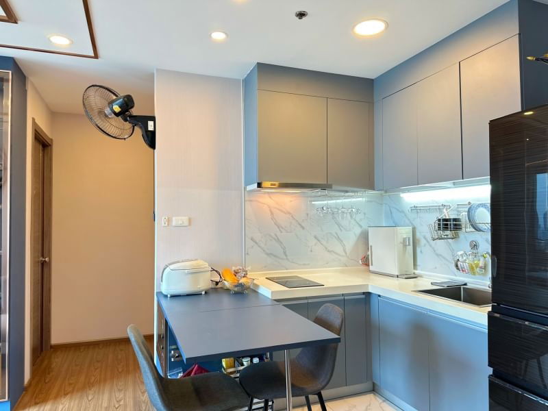 picture Condo for Sale at Artisan Ratchada – Beautiful View, Fully Furnished, Move-in Ready - 4/16