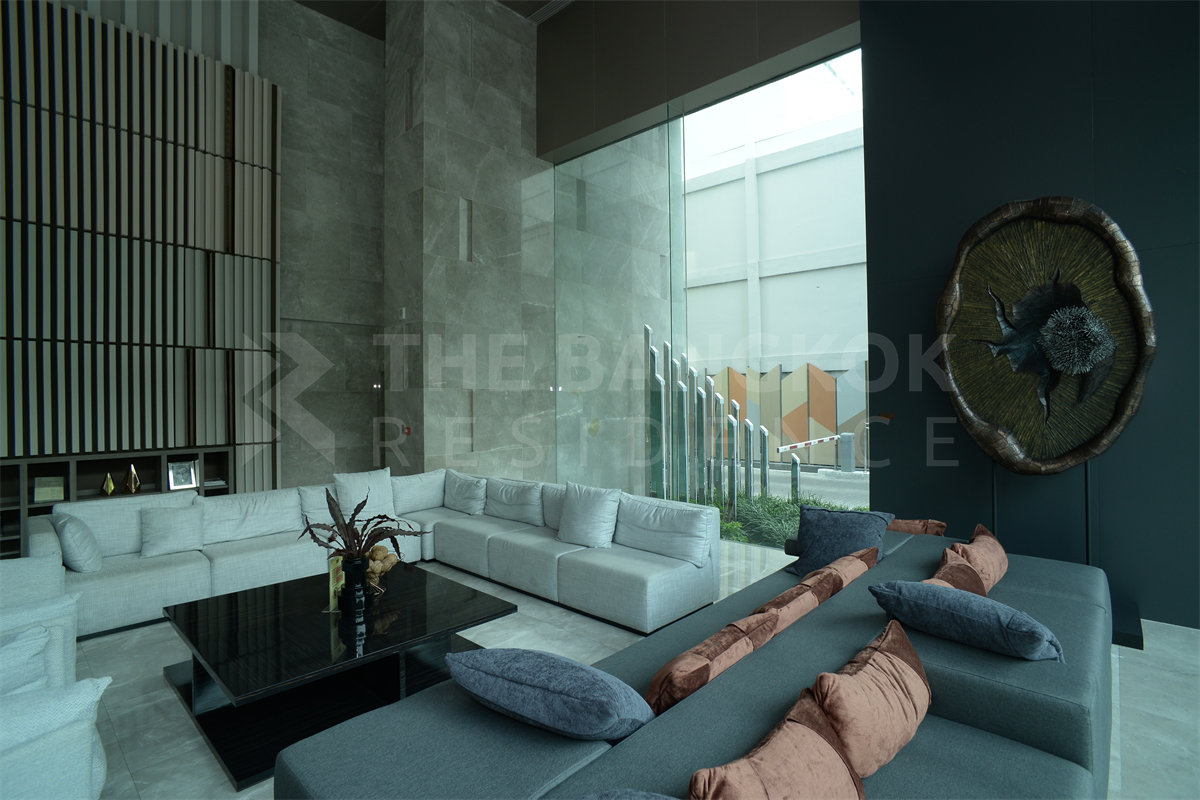 picture The Room BTS Wongwianyai Luxuriously Elevated Unit near BTS Wongwian Yai - 8/9