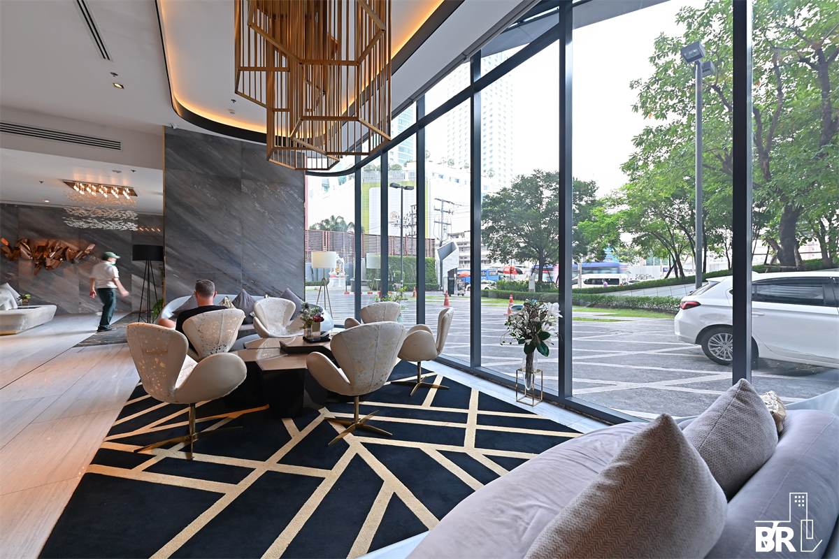 picture Q Chidlom Phetchaburi The Privilege of Luxury in an Economic Hub Location - 4/9