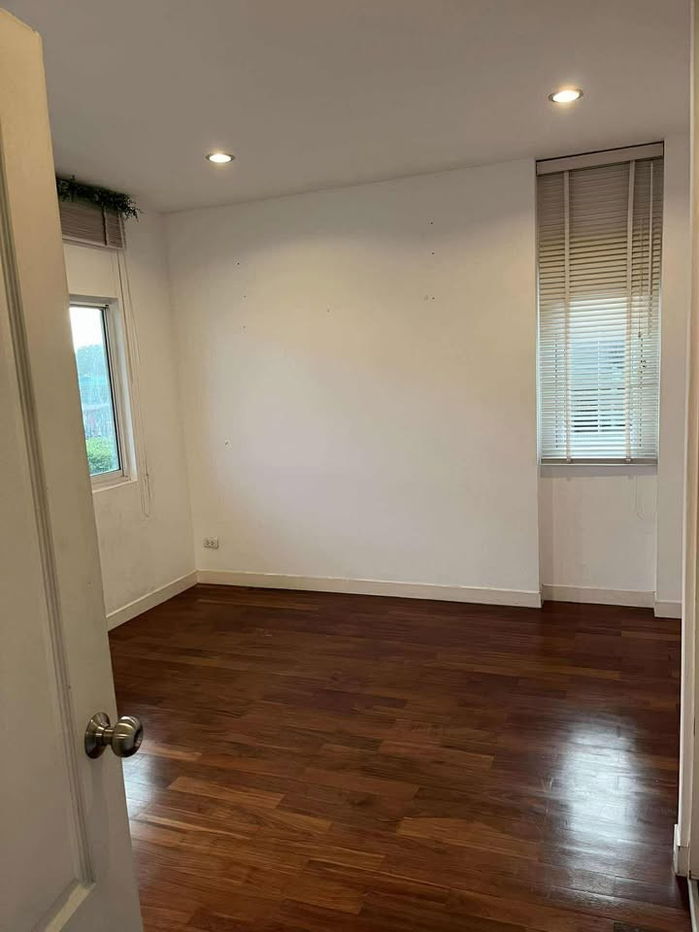 รูป ✨ขายด่วน! คอนโด DLV Thonglor 20 ห้องใหญ่ 100 ตร.ม. ราคาเพียง 11 ล้าน! - รูปที่ 8/12