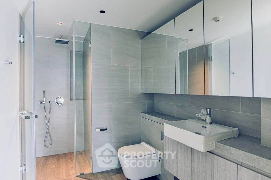 picture 2-BR Condo at The Lofts Silom near BTS Surasak (ID 725884) - 5/12