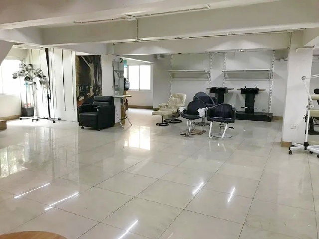 รูป ติดถนนใหญ่ 8 นอน เหม่งจ๋าย MRT รามคำแหง12 500 ม. AIRBNB อาคารพาณิชย์ 3 คูหา 5 ชั้น ดาดฟ้า 60 ตร.วา.1,220 ตร.ม. 4 น้ำ - รูปที่ 2/8