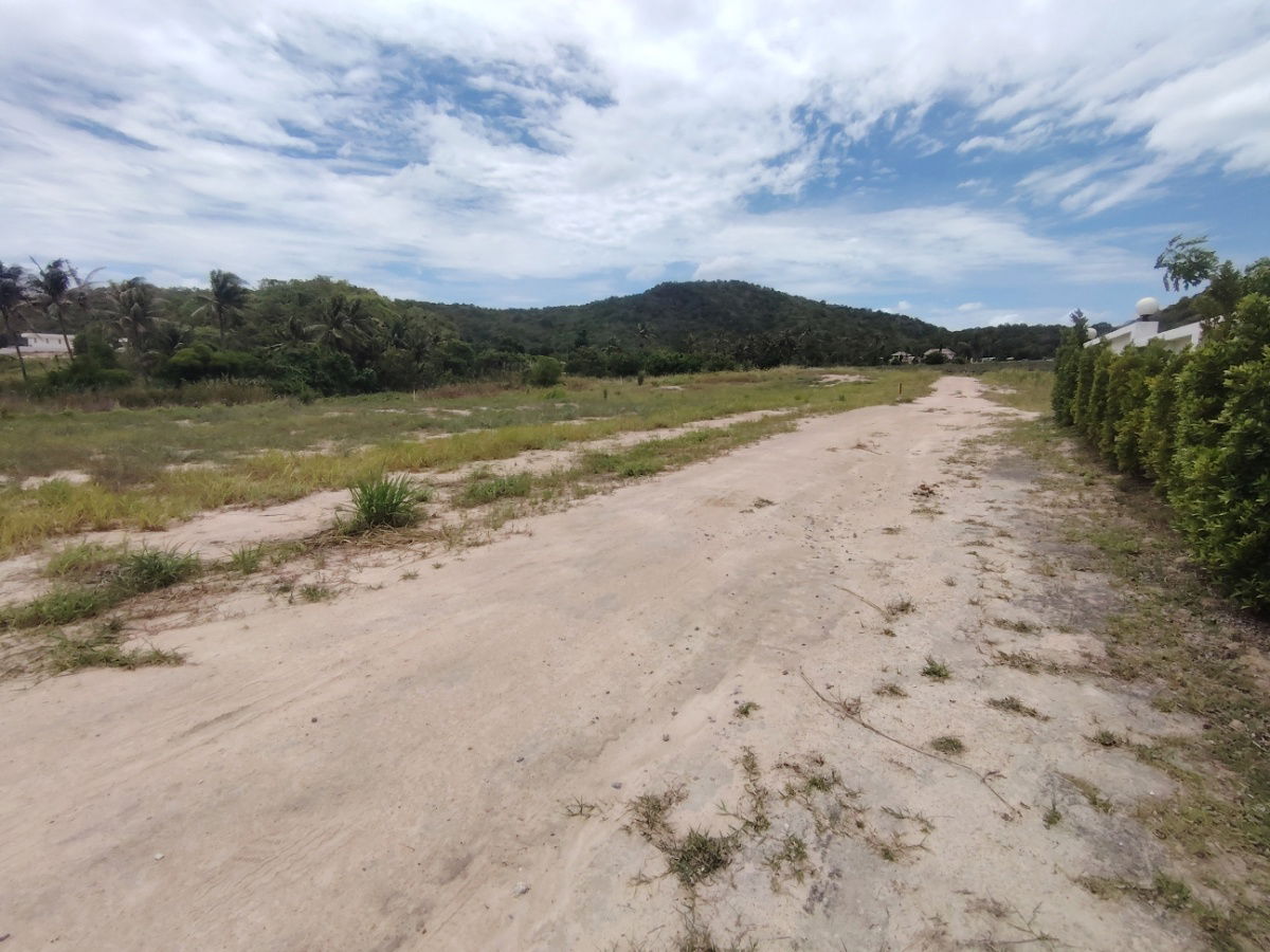 picture 1-0-0 Rai| Hot! Home Building Plot  Beautiful Area Near Pine Valley Golf - 12/14