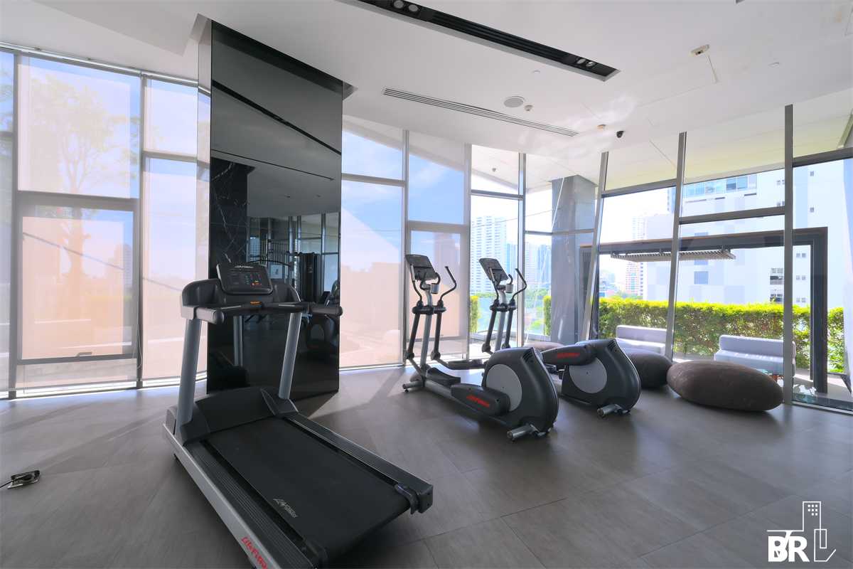 picture Ultimate Luxury Lifestyle with Convenience HQ By Sansiri - 1/9