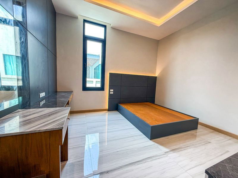 picture Single house for sale, Huai Yai, Phrom, Sriracha, beautiful house with private swimming pool - 11/20