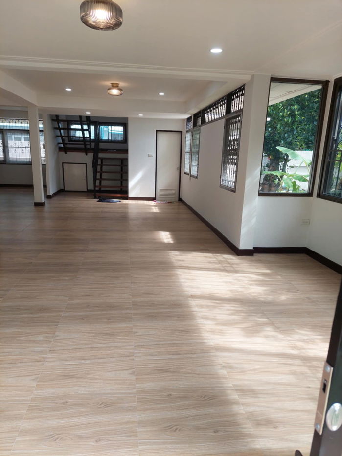 รูป [เช่า] บ้านเดี่ยว/โฮมออฟฟิศ โซนรามคำแหง – ขนาดใหญ่ 143 ตร.ว. จดทะเบียนบริษัทได้ - รูปที่ 9/20