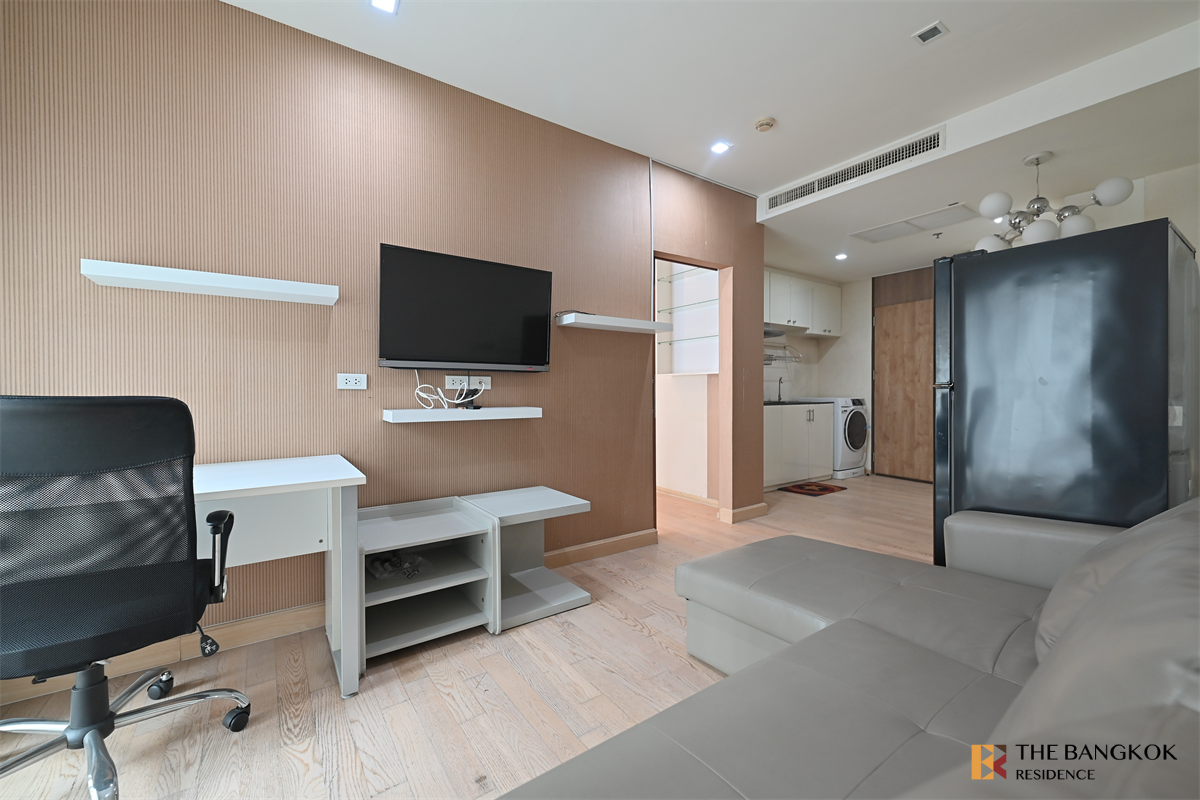 picture Premium Luxury Condo in Prime Location Noble Remix near BTS Thong Lo - 3/10