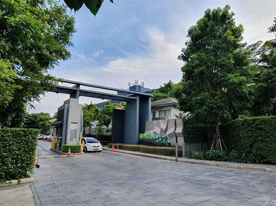 รูป  ให้เช่าคอนโดลุมพินี พาร์ค รัตนาธิเบศร์ ติดสถานี MRT สีม่วง  เครื่องซักผ้าใหม่ ติดWall Paper ตู้เย็น2ประตู ค่าเช่าถูก - รูปที่ 12/18