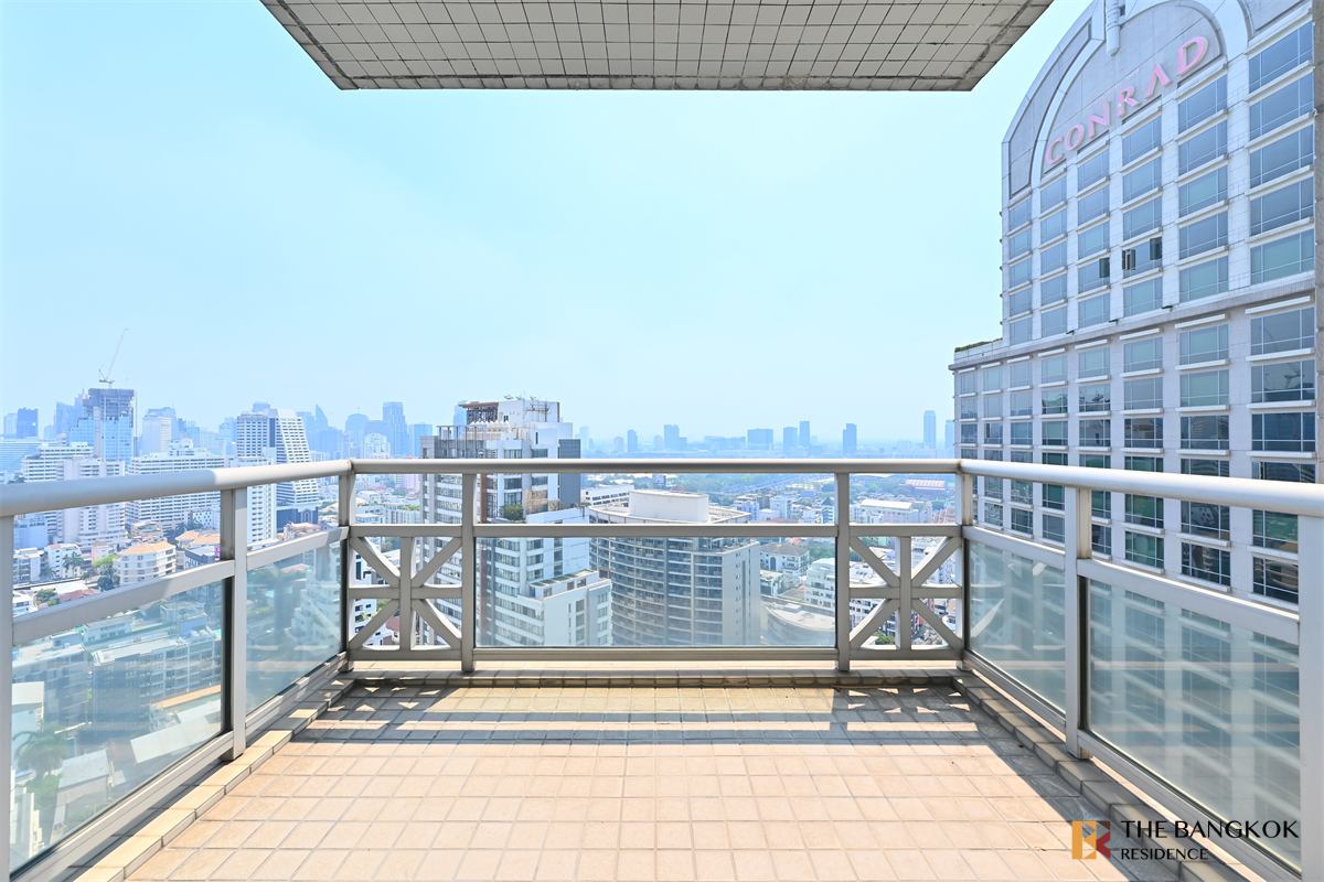 picture All Season Mansion Luxurious Design, Elevated Atmosphere near BTS Phloen Chit - 5/10