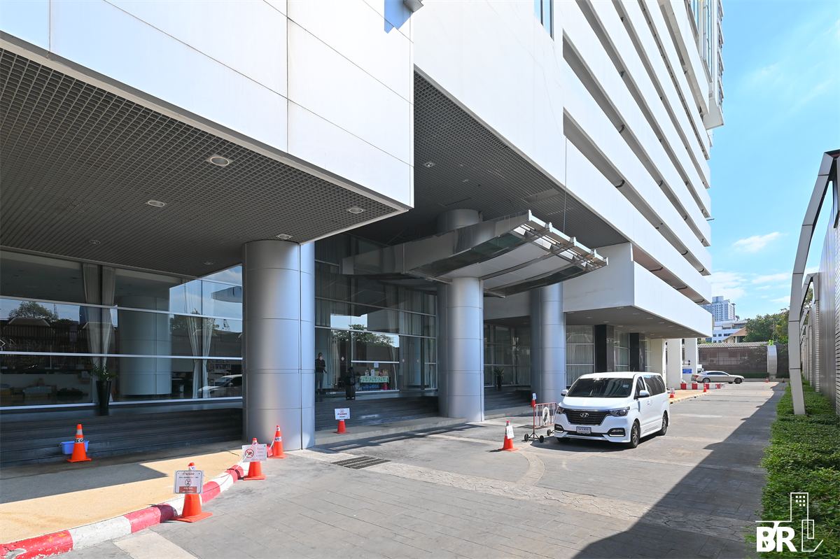 picture Nusasiri Grand Condo The Privilege of Luxury in an Economic Hub Location near BTS Ekkamai - 5/9