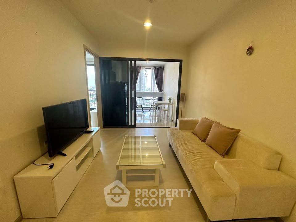 picture 1-BR Condo at Rhythm Sukhumvit 42 near BTS Ekkamai (ID 2064446) - 1/10