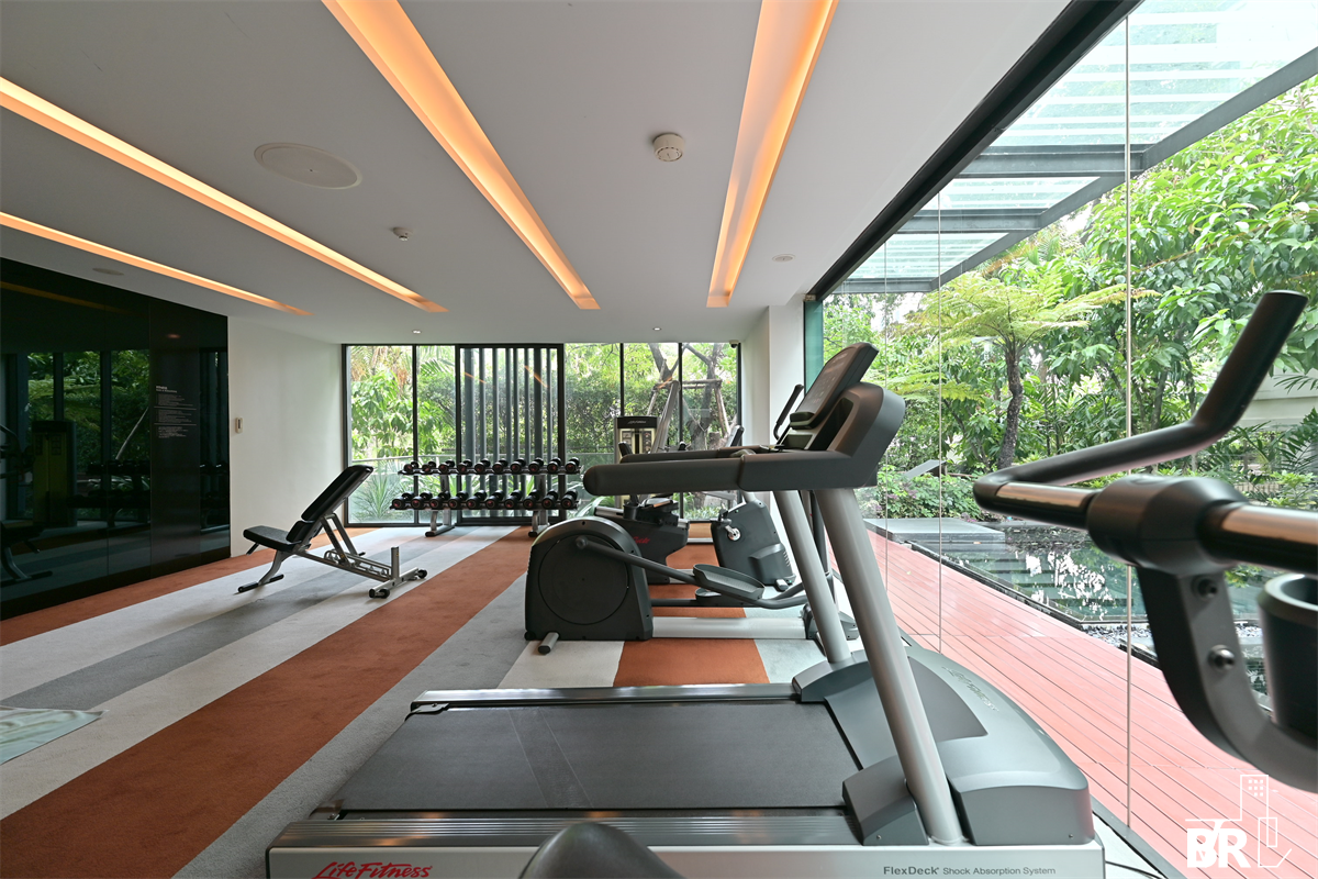 picture Via 49  Ultimate Luxury Lifestyle with Convenience - 6/9