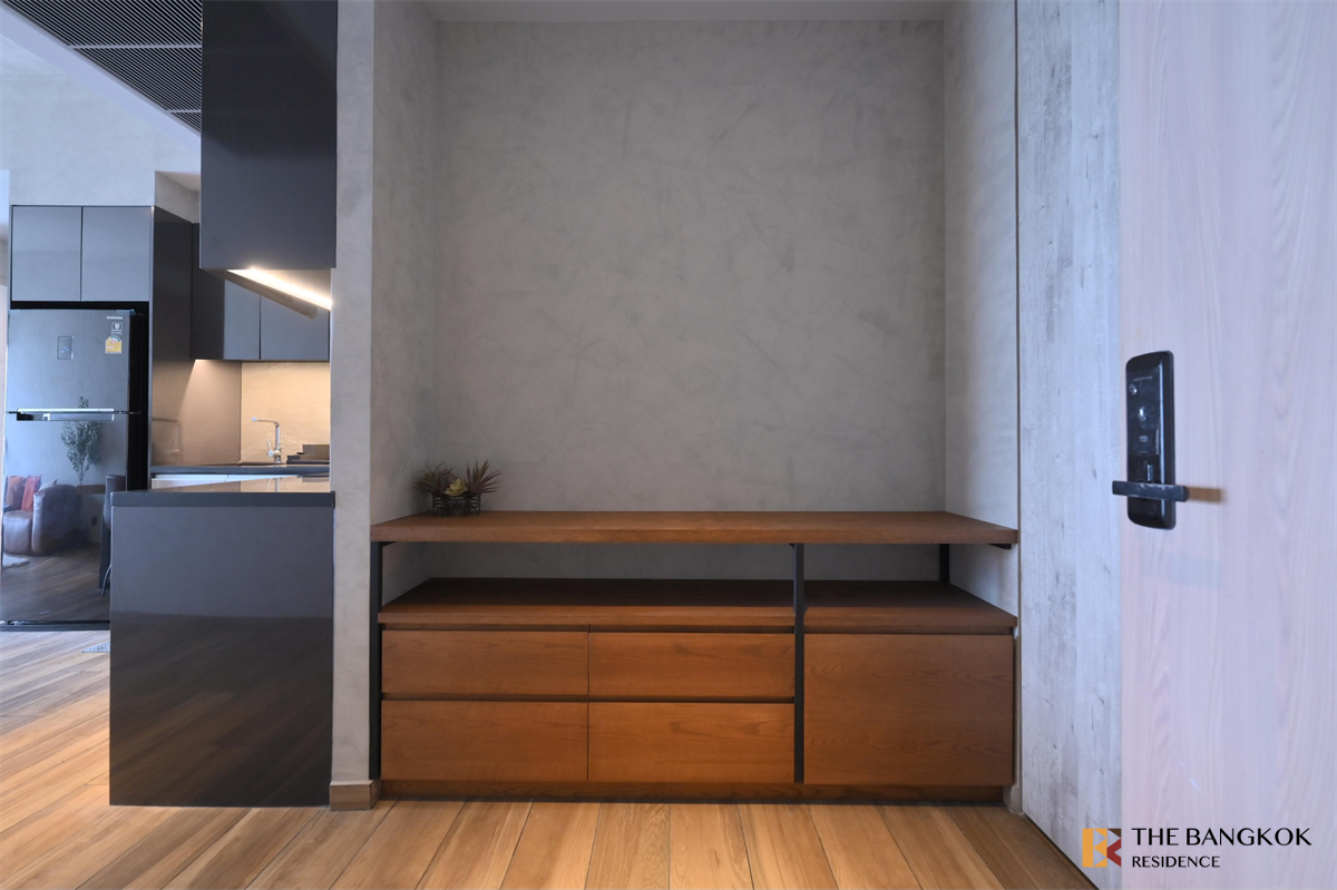picture Ultimate Luxury Lifestyle with Convenience The Lofts Asoke near MRT Phetchaburi Station - 4/10