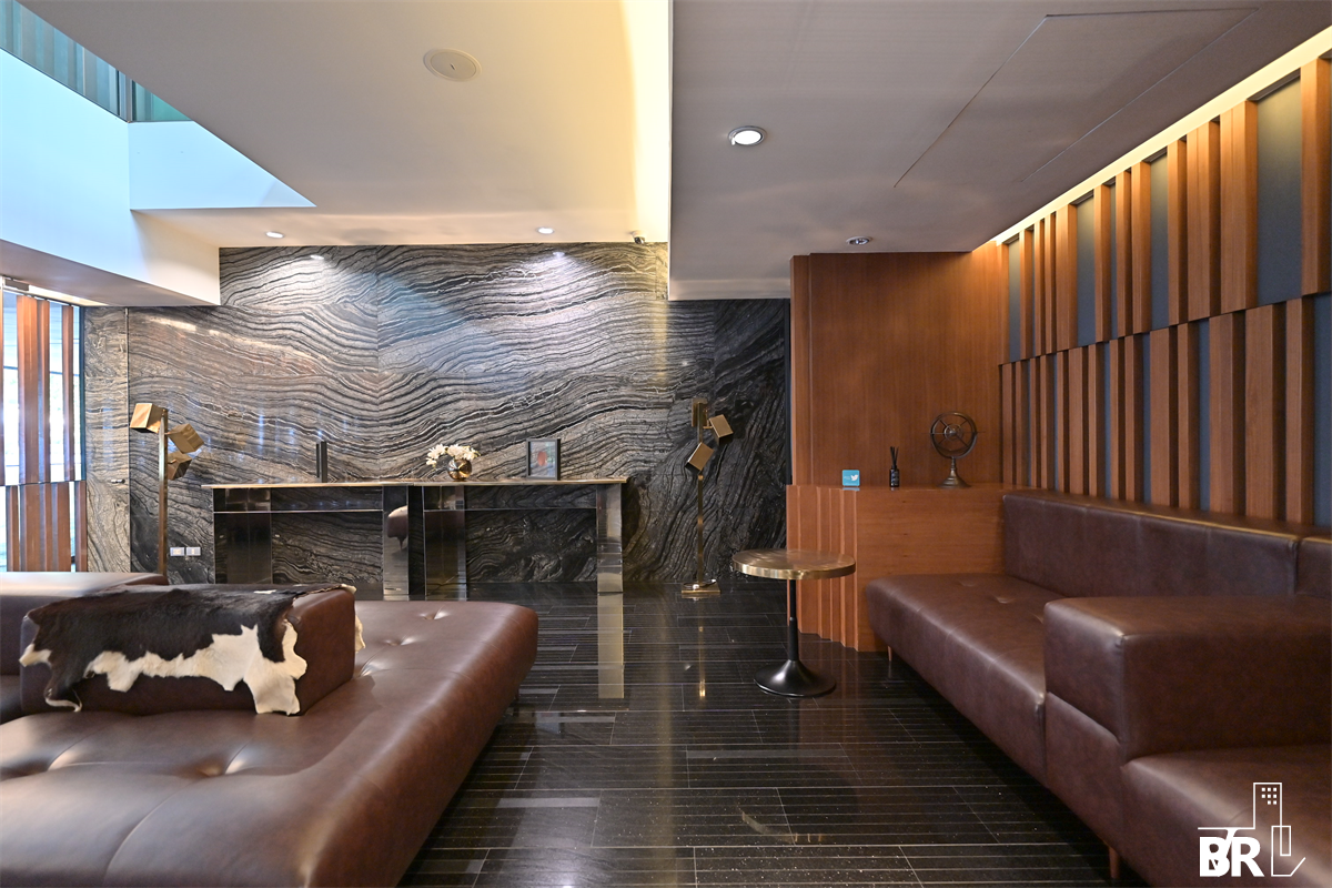 picture Via 49  Ultimate Luxury Lifestyle with Convenience - 7/9