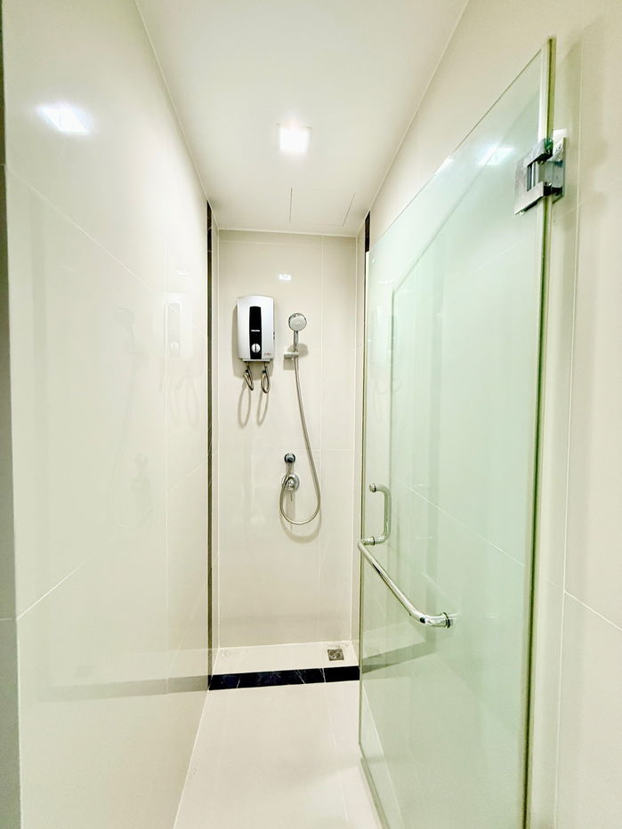 picture For Rent " 𝐖𝐢𝐬𝐡 𝐒𝐢𝐠𝐧𝐚𝐭𝐮𝐫𝐞 𝐌𝐢𝐝𝐭𝐨𝐰𝐧 𝐒𝐢𝐚𝐦 " Near BTS-Ratchathewi Size 35 Sq.m. Floor 33  - 12/16
