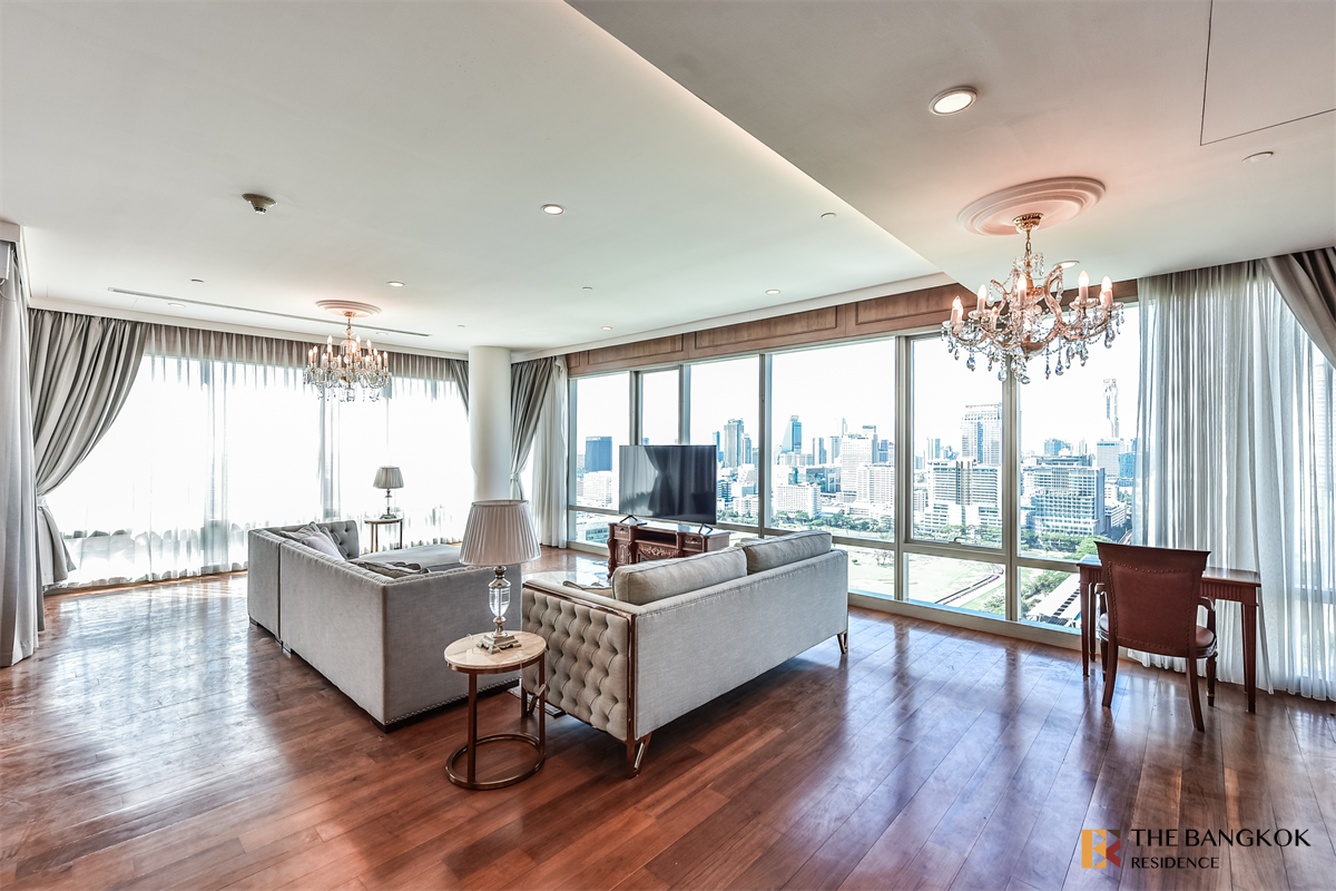 picture 185 Rajadamri near BTS Ratchadamri Luxurious Design, Elevated Atmosphere - 7/10