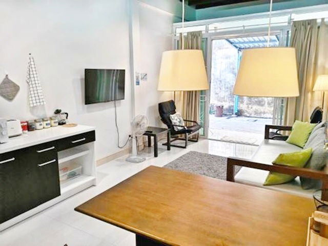 picture BTS KrungThonburi 220m. IconSiam 980m. For rent 2-storey townhouse 30 sq.wa.240 sq.m. Fully furnish - 2/8