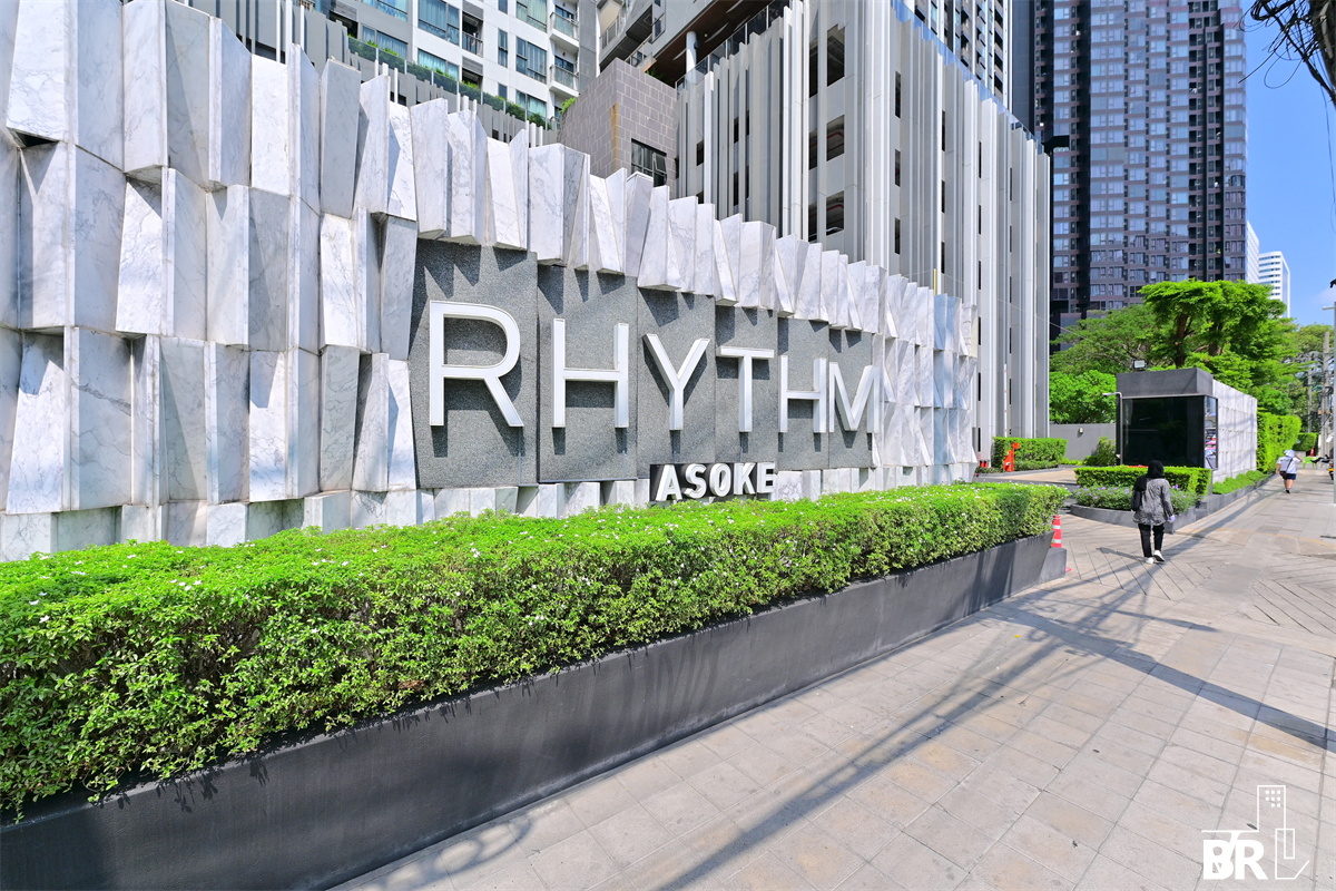 picture Luxury Condo Ready to Move-in at the Best Location RHYTHM Asoke near MRT Rama 9 Station - 4/9