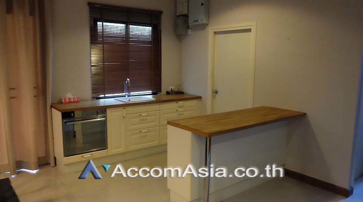 picture 🔼🔽 AccomA 📩  3 BR House @ (AA19614) - 4/9
