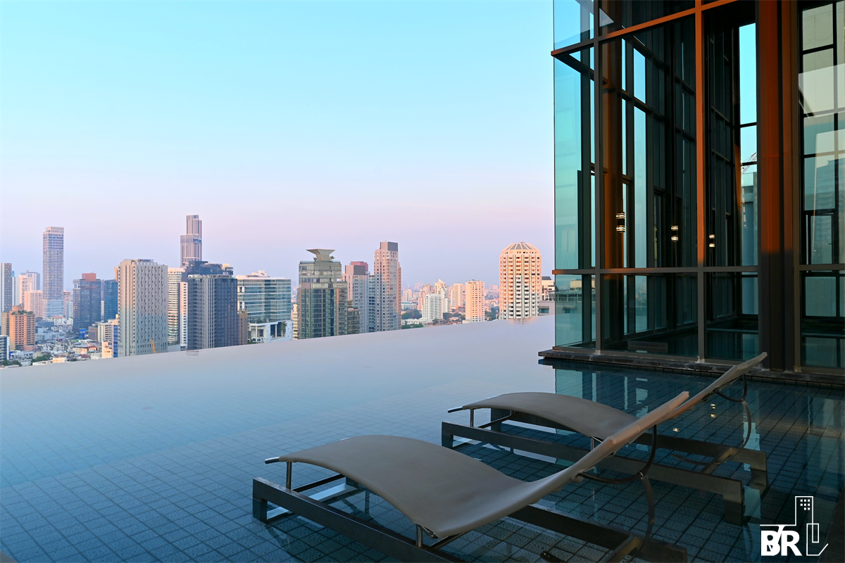 picture Luxury Unit, Ready for You Without the Wait The Crest Sukhumvit 34 near BTS Thong Lo - 3/9
