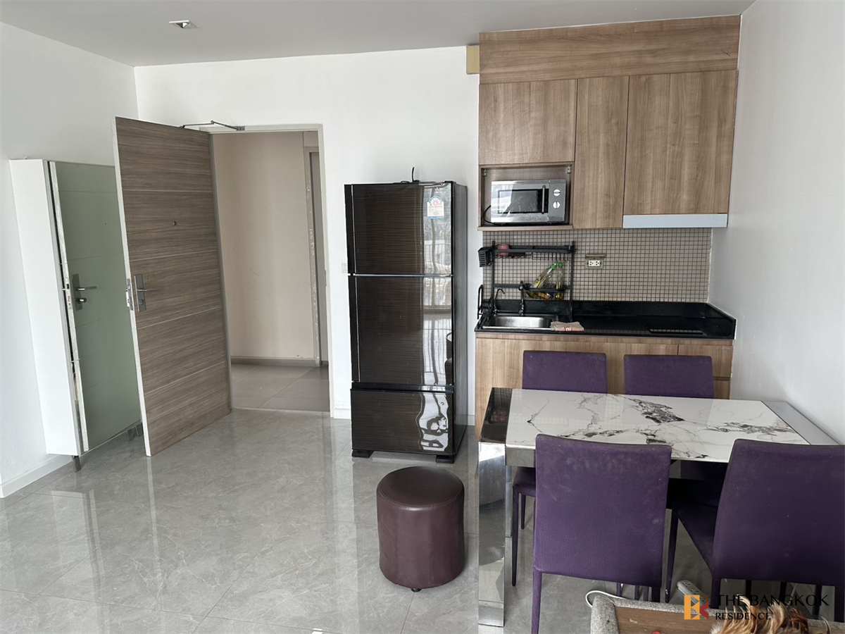 picture Luxury Unit, Ready for You Without the Wait Ideo Verve Ratchaprarop near Airport Rail Link Makkasan Station - 3/10